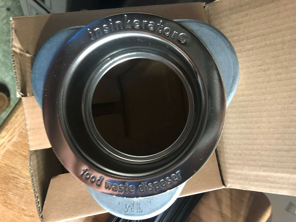 InSinkErator Flange Quick Lock Disp Mount, Stainless Steel