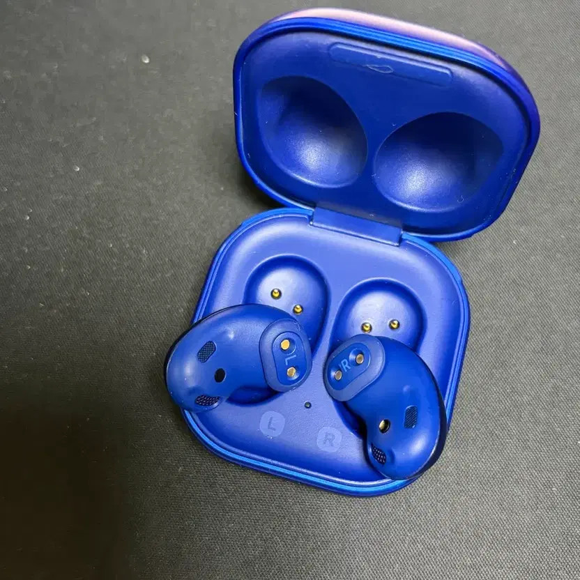 Buds Live Blue Rare Wireless Earbuds Official