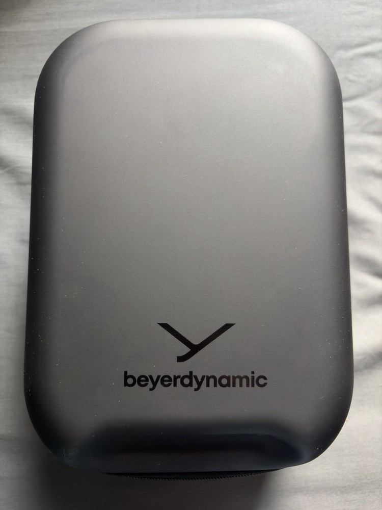 Beyerdynamic DT 1990 Pro Open-Back Studio Headphones