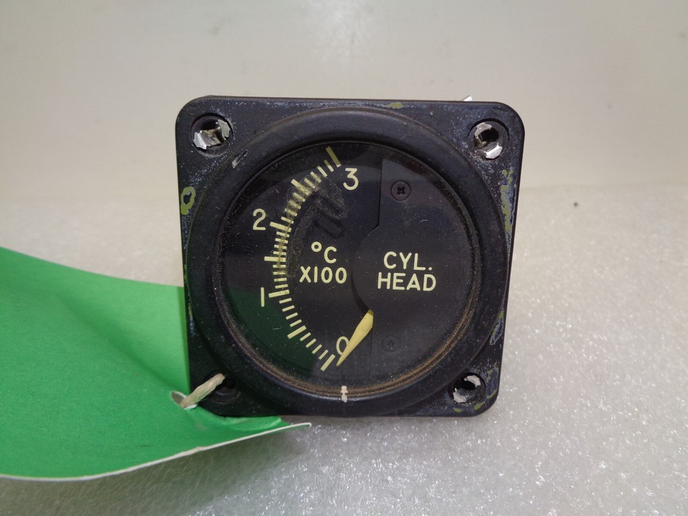 LEWIS ENGINEERING AIRCRAFT TEMPERATURE INDICATOR 147B32A