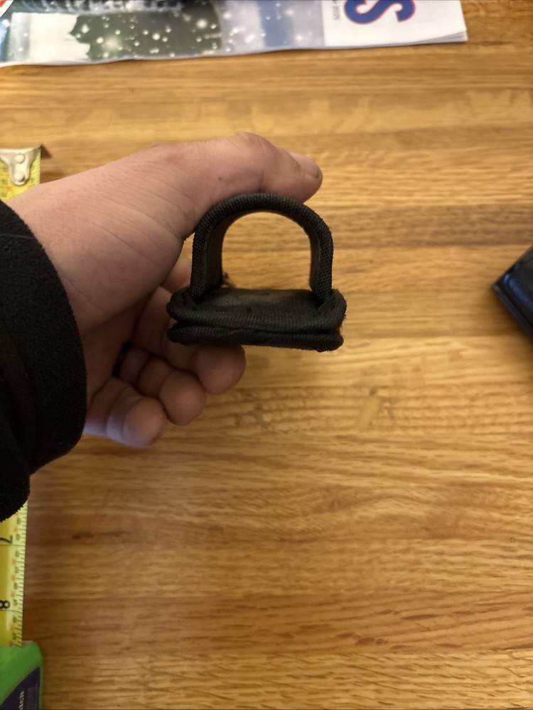 Tru-spec Compact Flashlight Holder Black USED