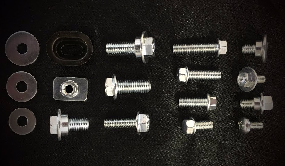 93pc BOLT KIT FOR ALL HONDA CR MODEL PLASTICS (2-STROKE)