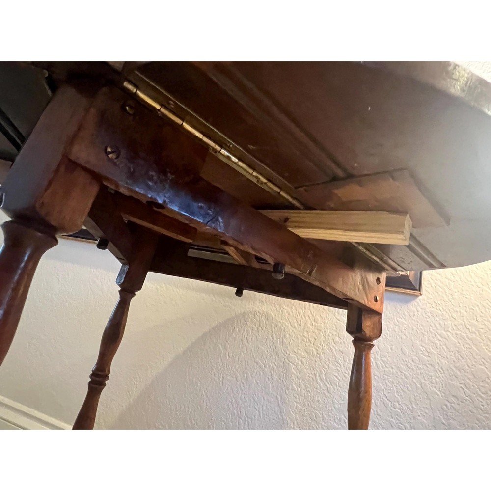 Antique Victorian Cloverleaf Drop Leaf Side Table Walnut Triangular 1800s