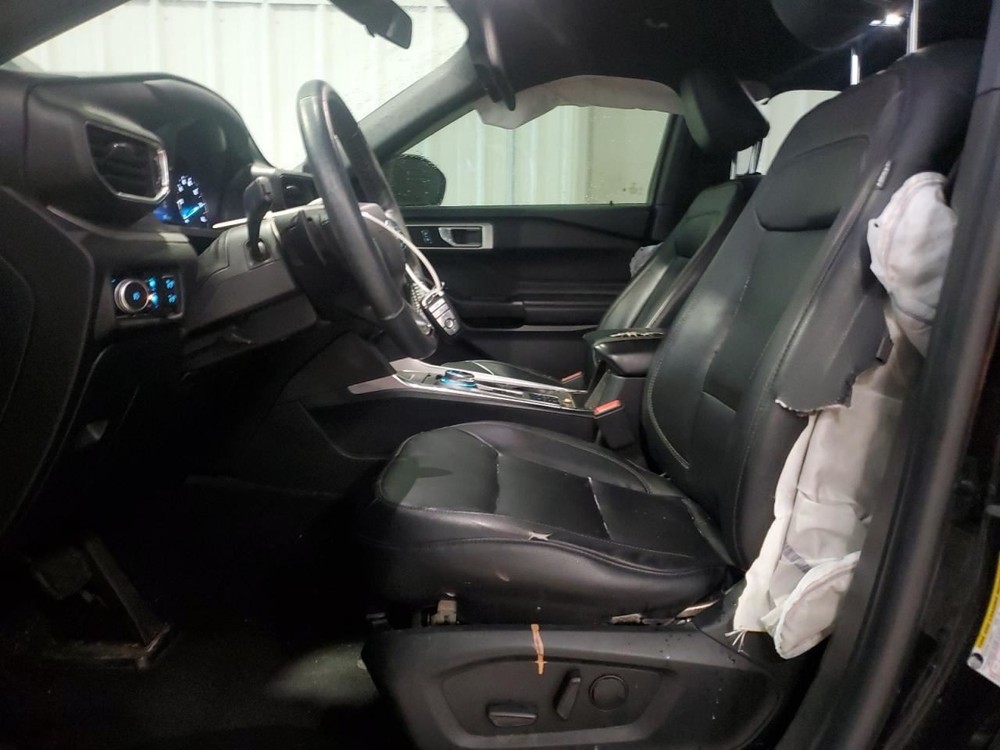 EXPLORER 2020 Glove Box 4937097