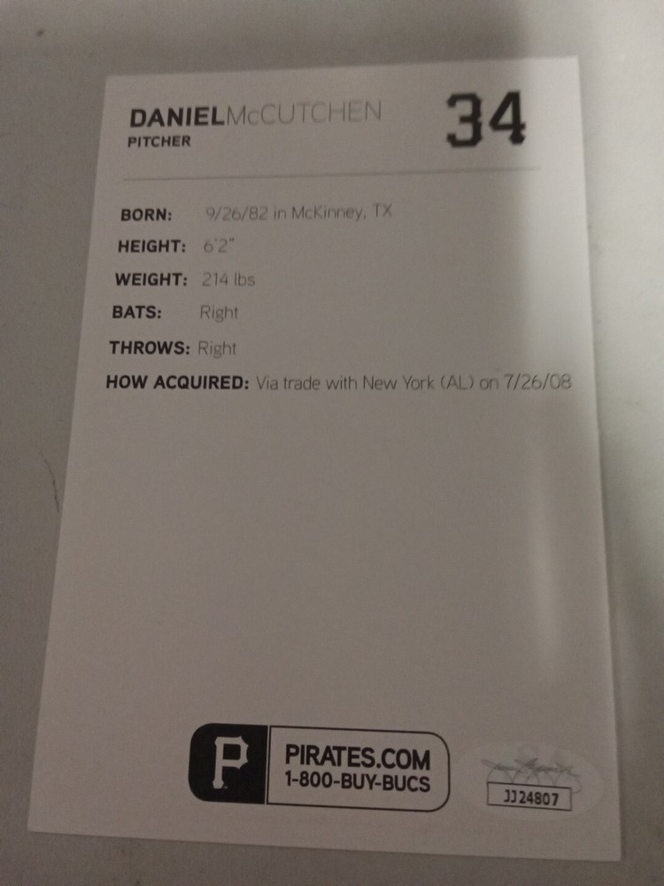 Daniel McCutchen Signed Pittsburgh Pirates 4x6 Post Card JSA -* #