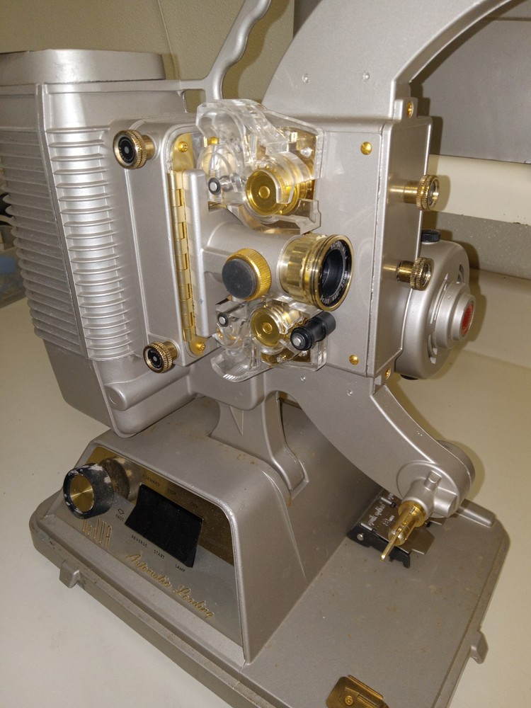 DeJur Automatic 8mm Projector.