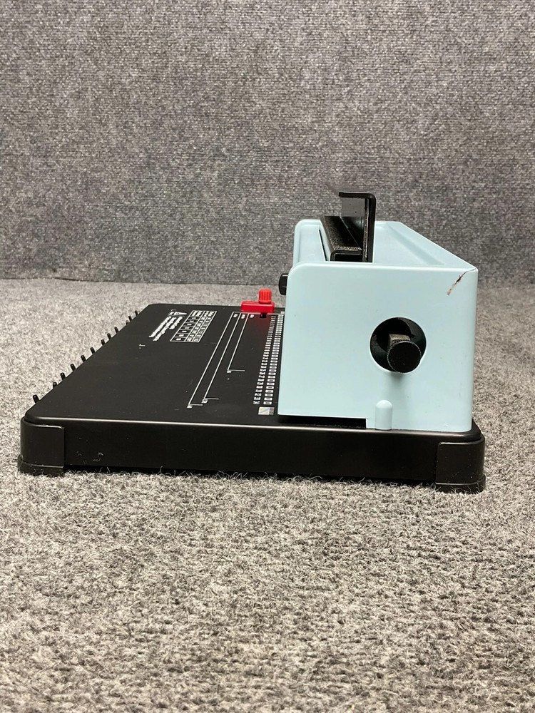 OFFNOVA Wire Binding Machine 📚 34 Square Punch Holes, Punches 12 Sheets, Binds