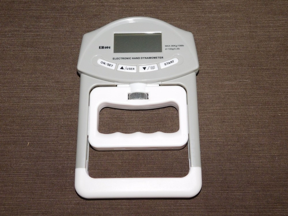 CE EH 101 ELECTRONIC HAND DYNAMOMETER HAND STRENGTH TESTER IN BOX