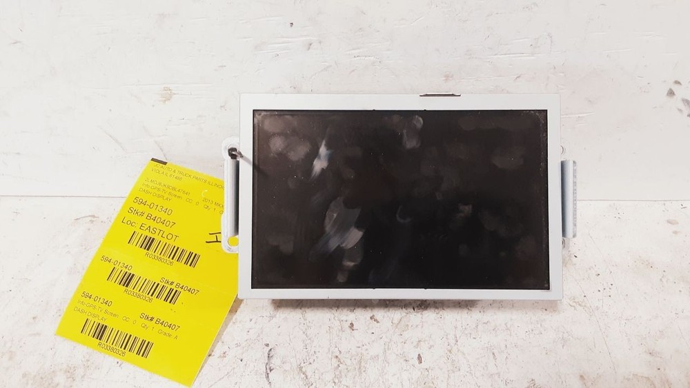 2012-2014 Ford Edge Front Center Dash Mounted 8" Touch Screen