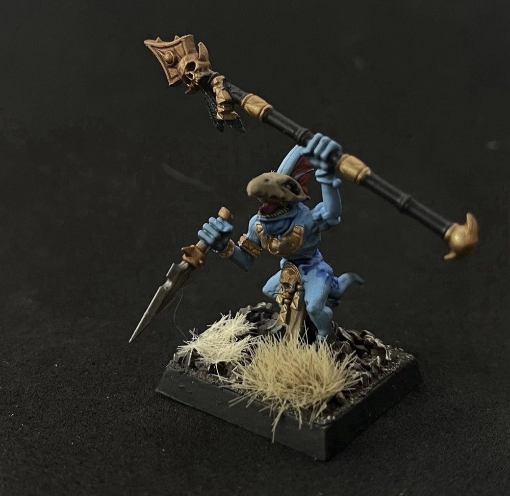Warhammer Seraphon Lizardmen Skink Priest plastic