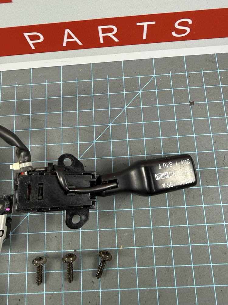 1996-2002 4runner Cruise Control Switch