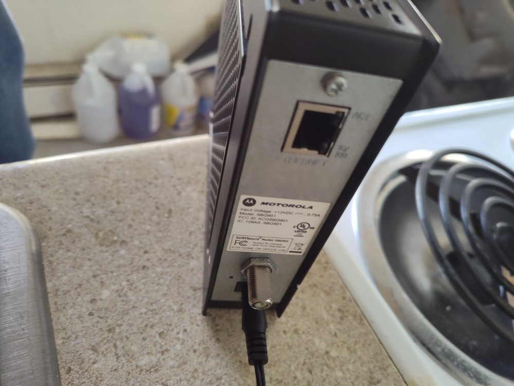 Router and modem Duo