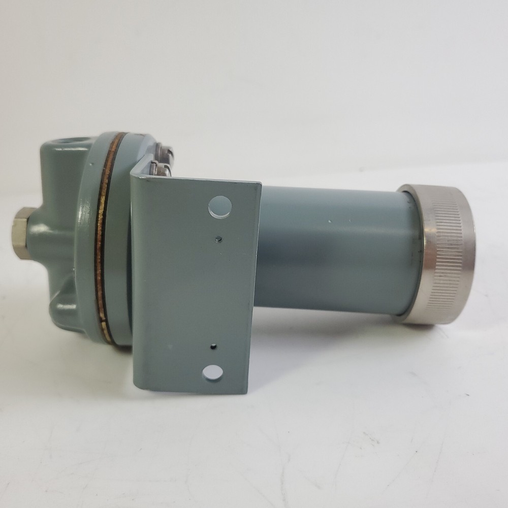MOORE NULLMATIC 33A TEMPERATURE TRANSMITTER 14033-AS7EG 33a14033as7eg