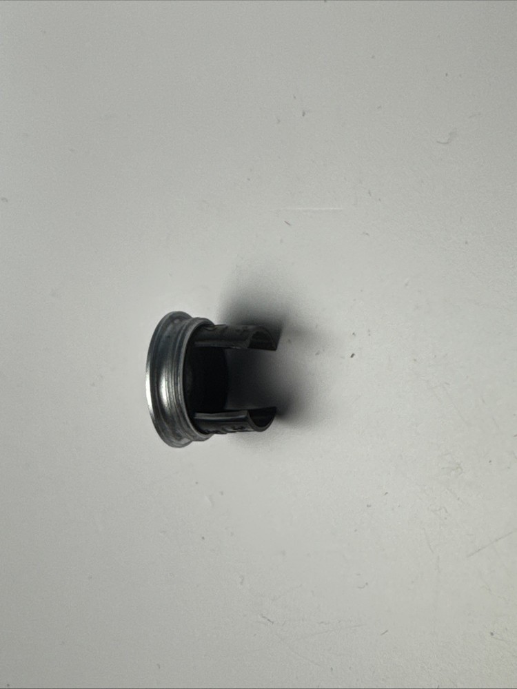 Nikon FM battery compartment (JYP68)