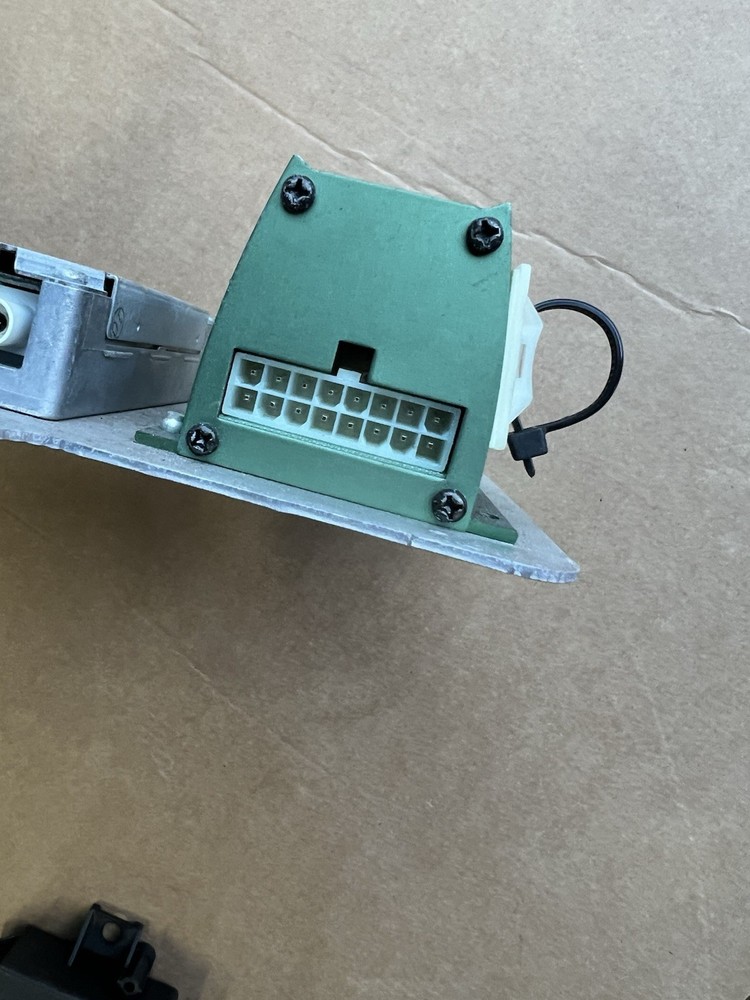 Aston Martin Vanquish Gen 1 Bluetooth Switching Module