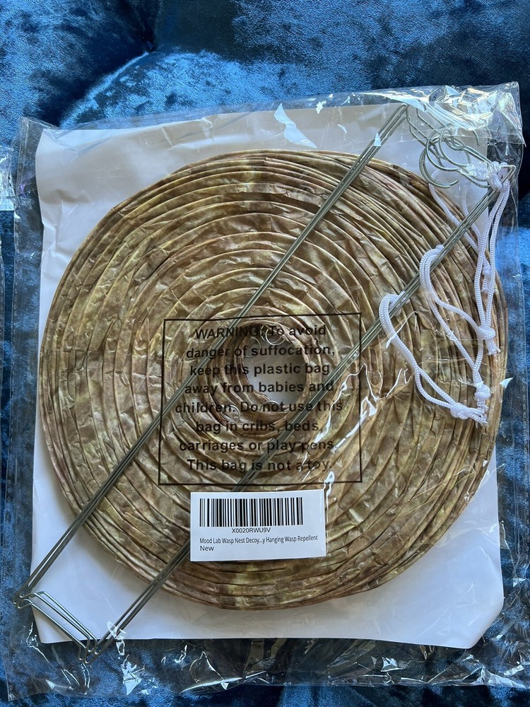 Wasp Nest Decoy Hanging Wasp Deterrent 4 pack
