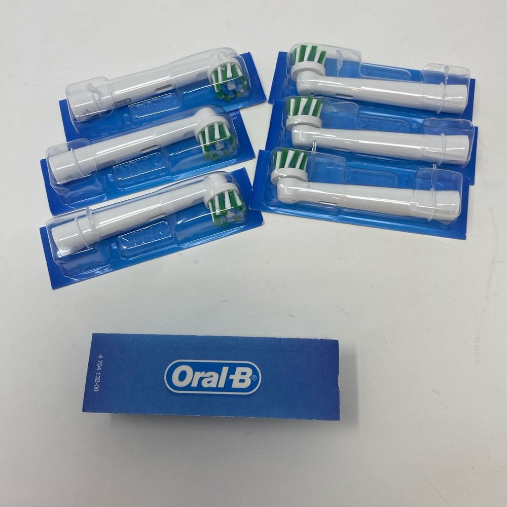 Oral-B CrossAction Brush Heads White 7-Pack Replacement Refills