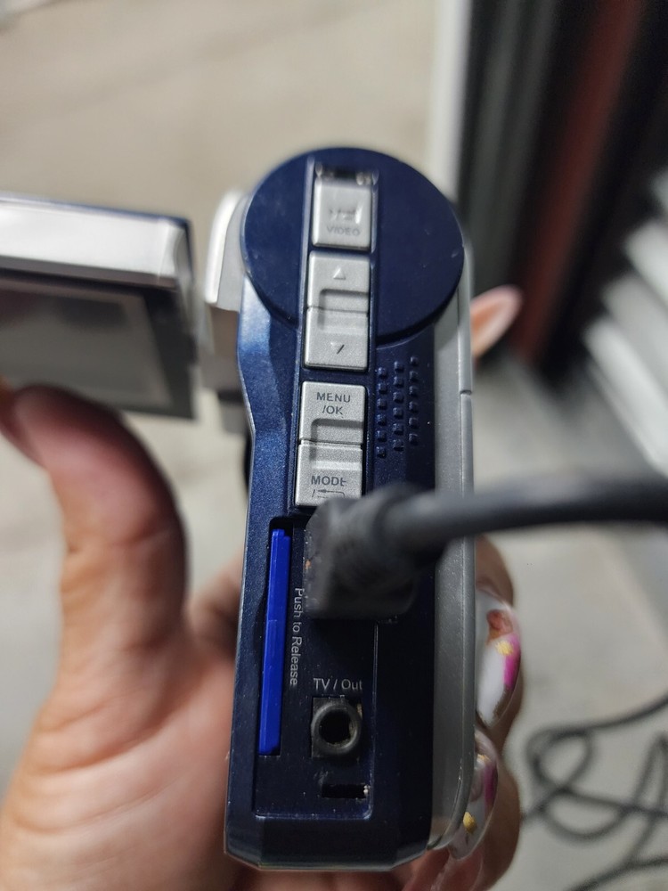 Polaroid CAA-03040S Camcorder