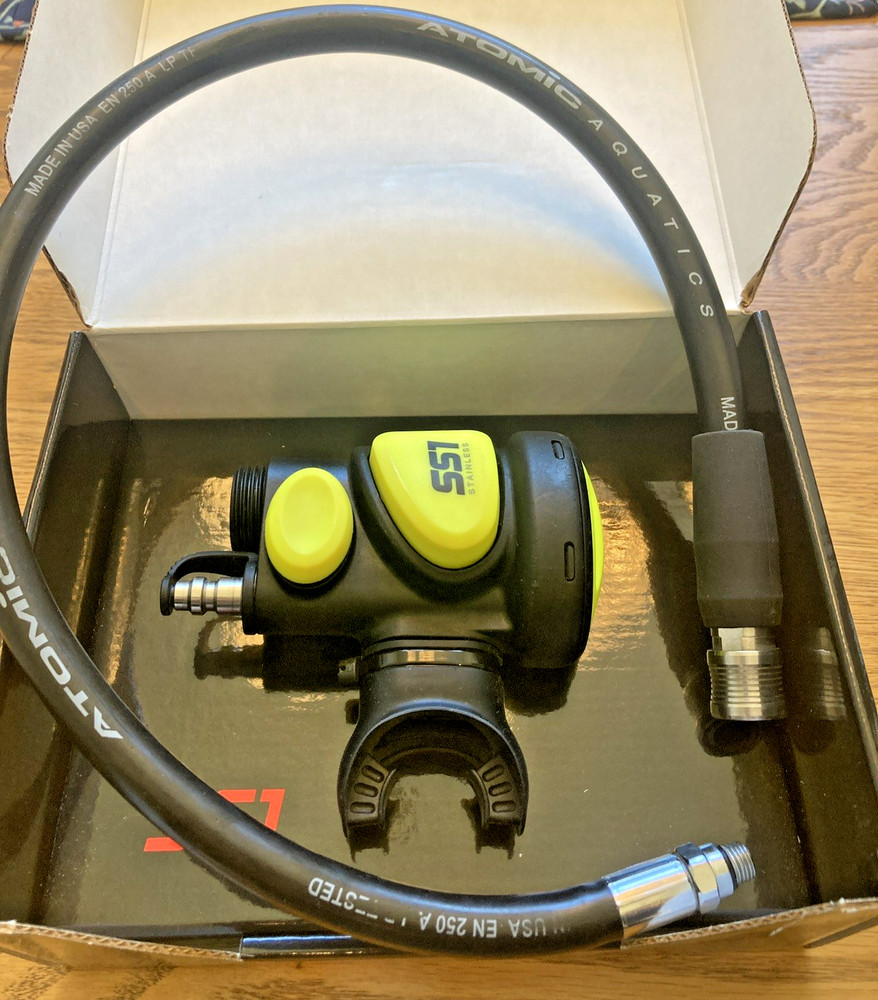 Atomic Aquatics - SS1 Safe Second/Inflator - Includes Hose!