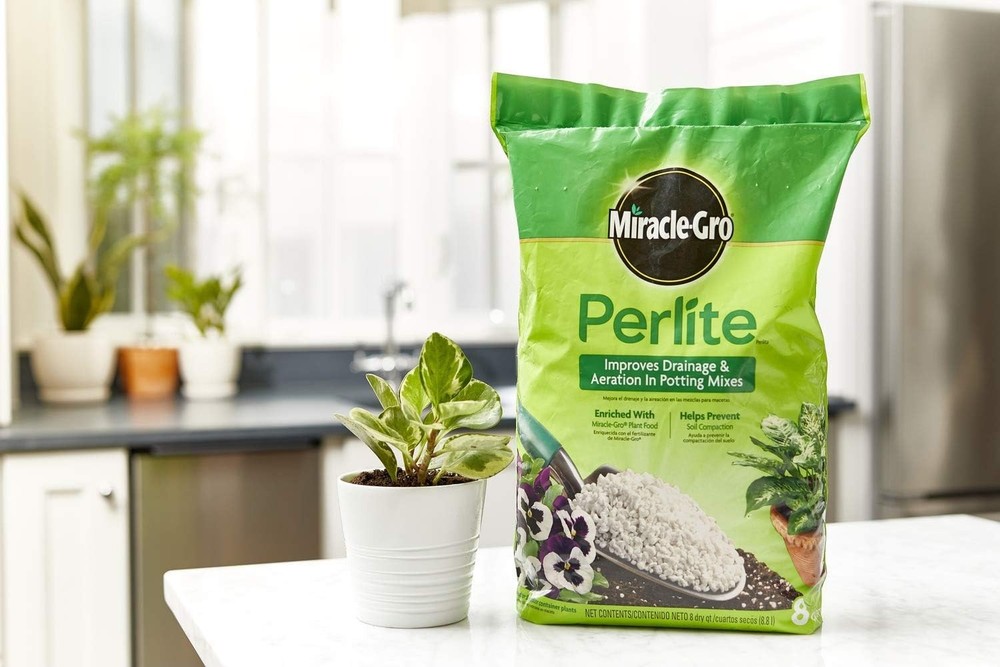 Miracle-Gro 8 qt. Perlite Soil