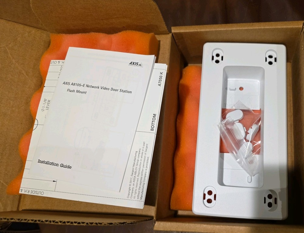 AXIS A8105-E FLUSH MOUNT