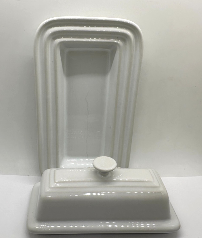 Le Creuset Butter Dish White Stoneware Rectangular Dish Retired (READ)