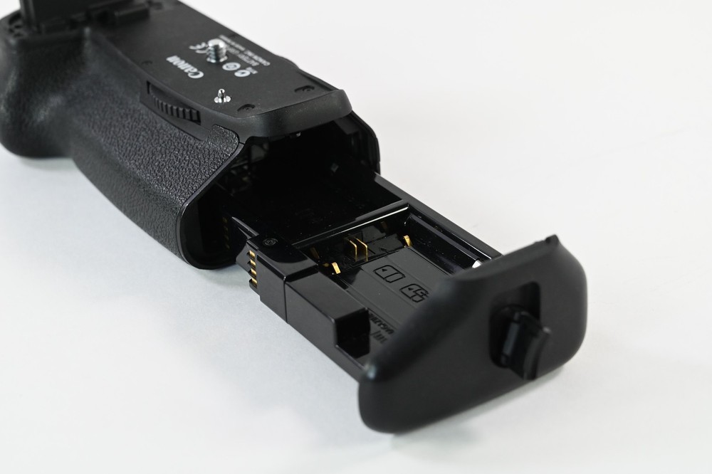 Canon BG-E13 Battery Grip #G299