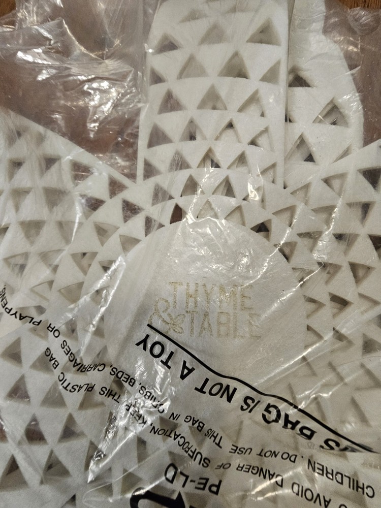 Thyme & Table 4 Piece White Felt Protector For Cookware Pots & Pans - NEW In Pkg