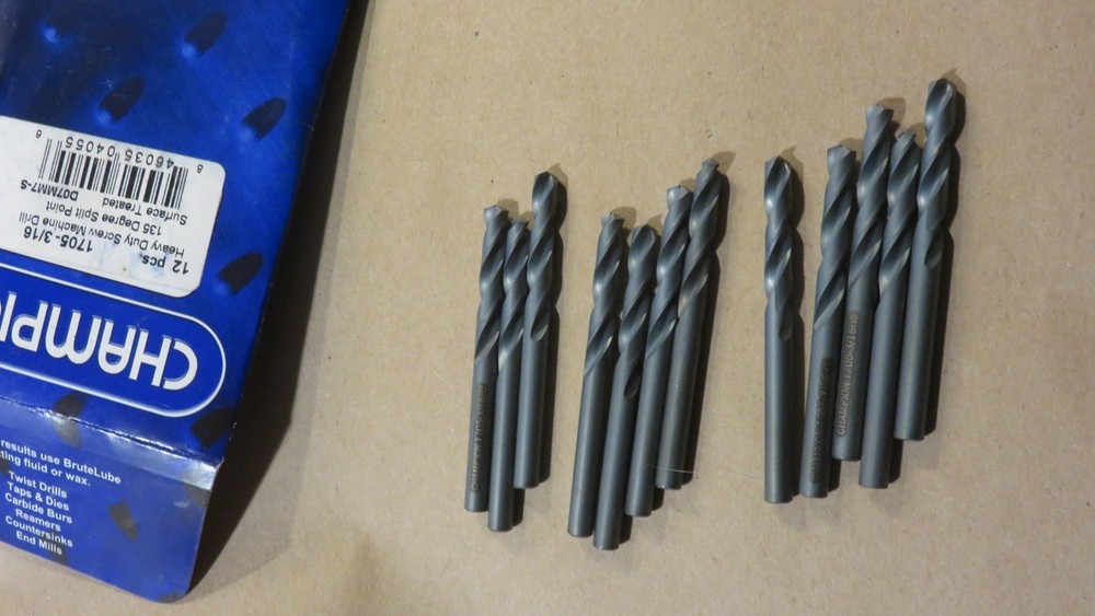 New - 12 pieces Stubby 3/16 135 Degree Champion 1705 Split Point Drill Bits