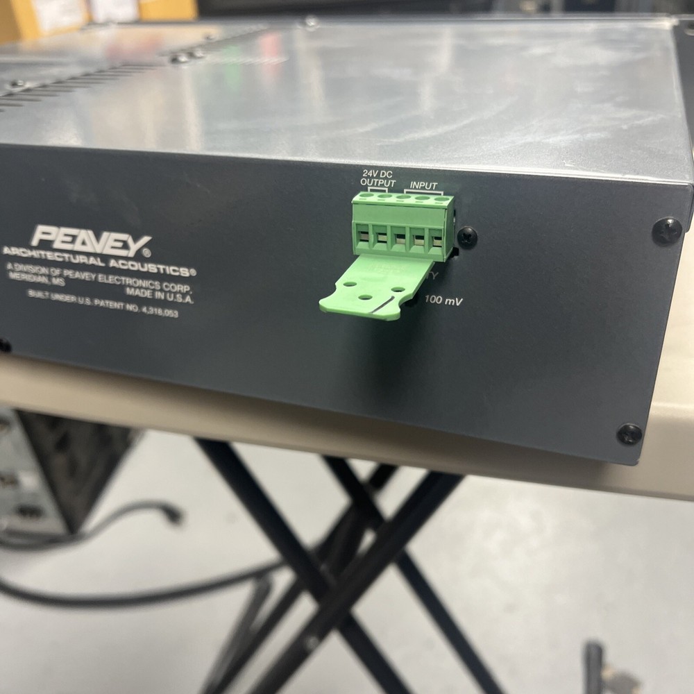 PEAVEY IPA75T Industrial Power Amplifier