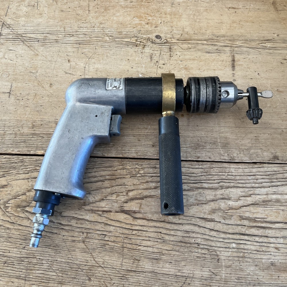 Mac Tools Air Pneumatic Drill Reversible AD590 Working With Handle