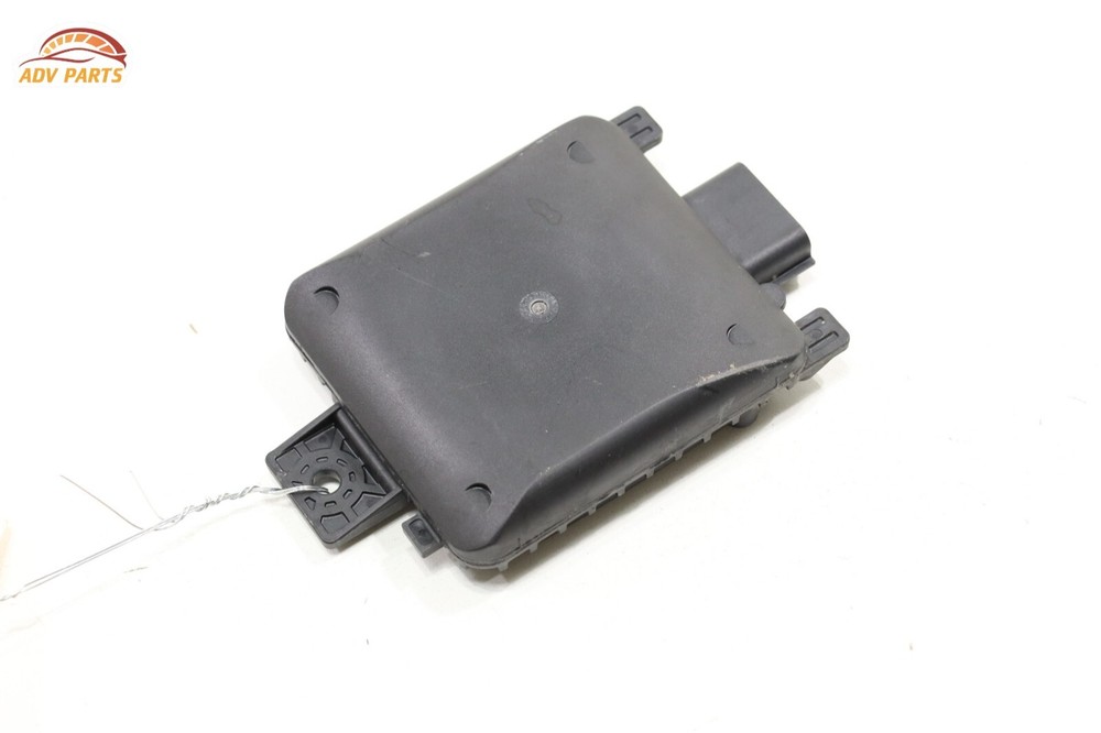 2020 CADILLAC XT6 REAR RIGHT SIDE BLIND SPOT RADAR SENSOR MODULE OEM