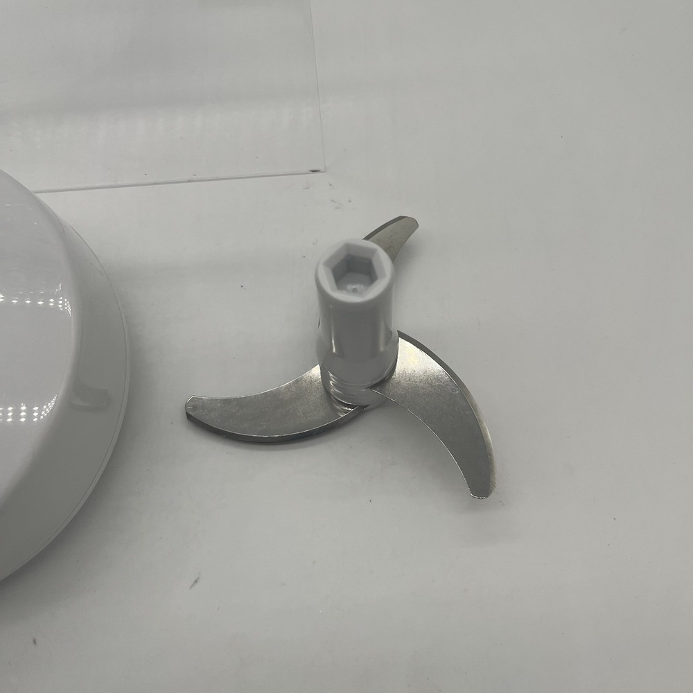 Pampered Chef Manual Food Processor Chopper 3 Cup Capacity EUC