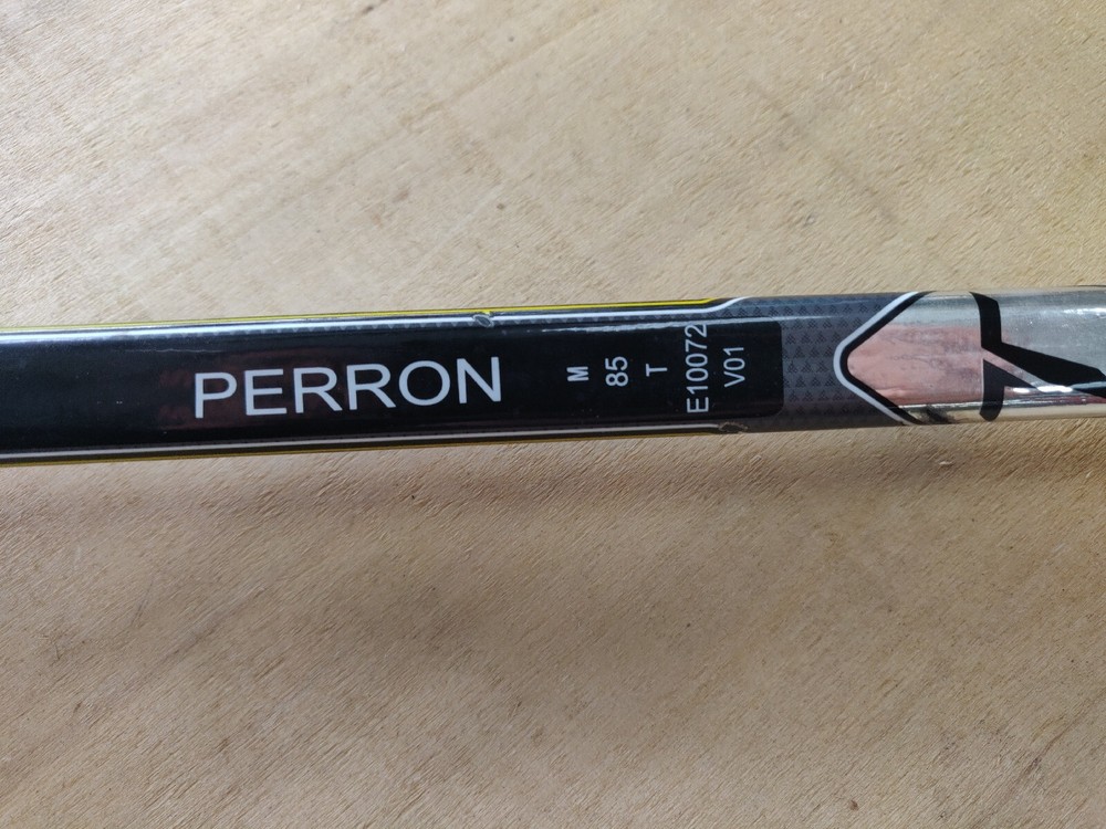 CCM Super Tacks Perron M 85 RH Hockey Stick