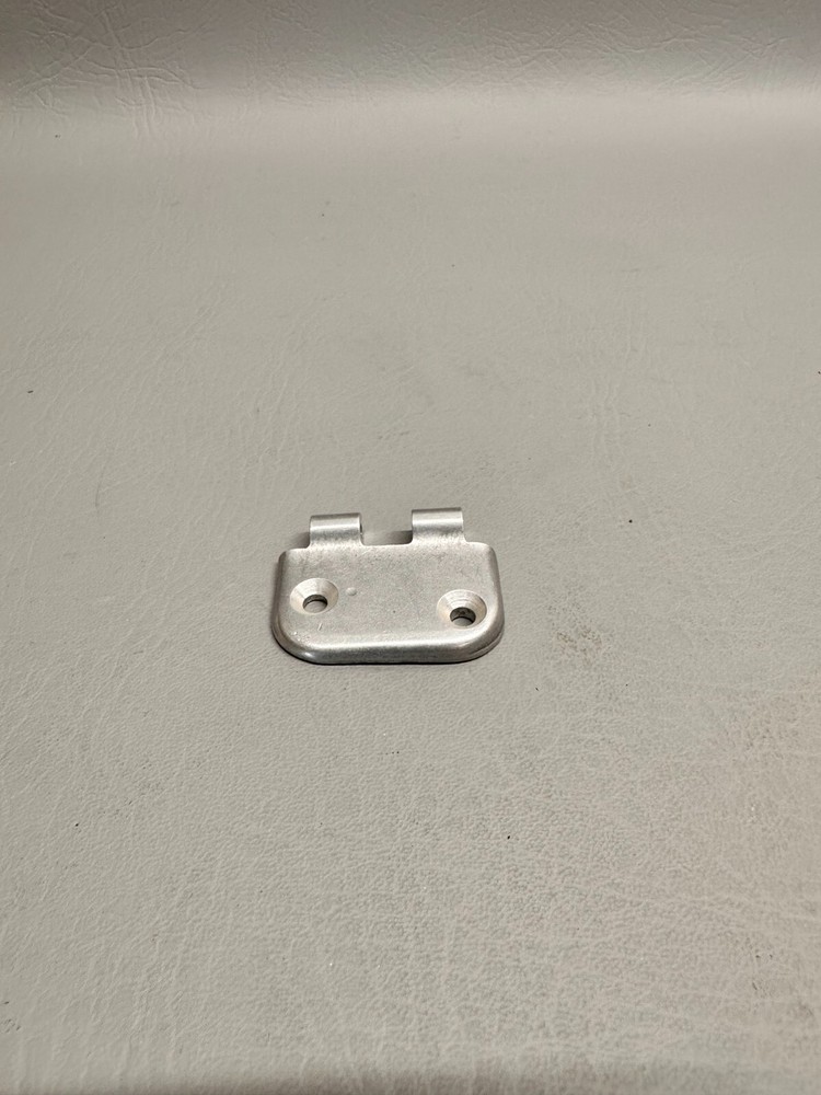 2117166-1 Cessna Hinge Half