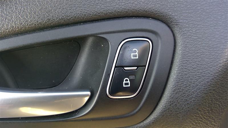 Used Front Left Steering Knuckle fits: 2016 Ford Focus ABS w/o turbo Front Left
