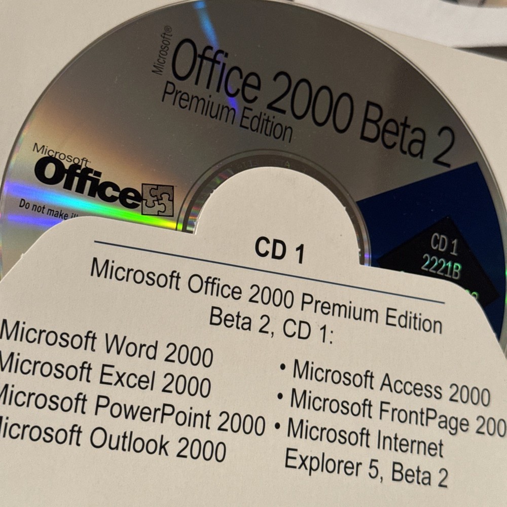 Microsoft Office 2000 Beta 2 Build 2221B from Oct 1998 MSDN Extras Technet Lot