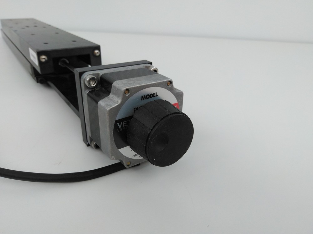 Del-tron LS3-12, PK264-01B Motorized Linear Stage