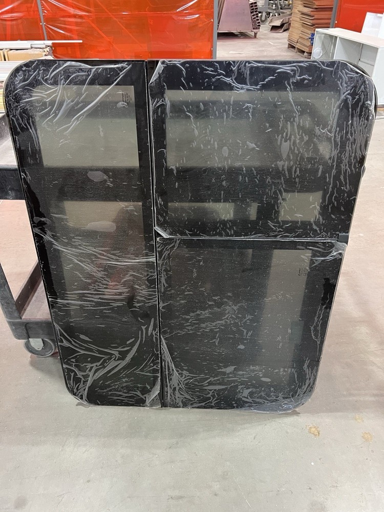 NEW! LIPPERT RV Insulated Window – 42″ x 32″ G20 Tinted Black Frame V000610814