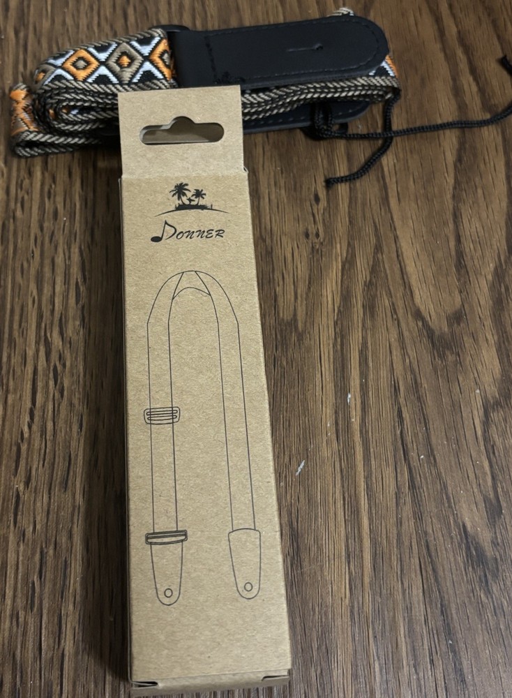 Donner Model DUC-1 Ukulele in Case