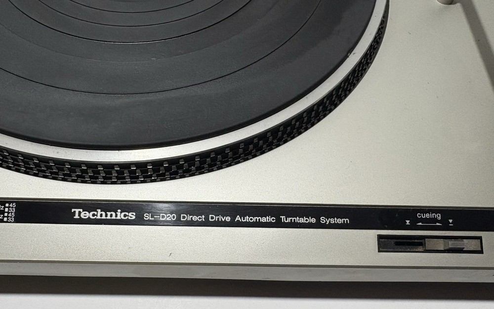 Technics SL-D20 Direct Drive Automatic Turntable System, Not Tested