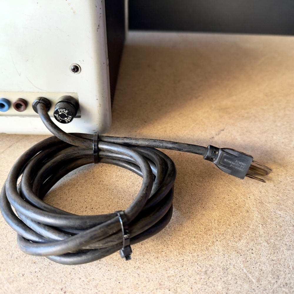 Gamma Scientific Model 220 Optical Source System Standard Lamp Source Unit