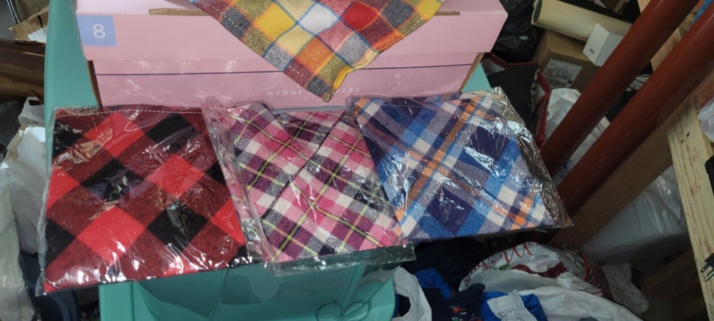 9 piece dog/cat Bandanas