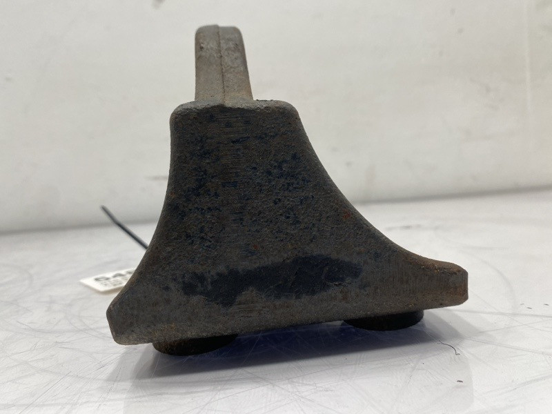 Freightliner MT55 Engine Mount 0130509000 (548-13041)