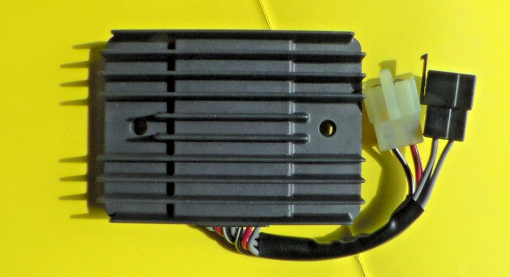 REGULATOR for Suzuki DL 1000 (03/06)