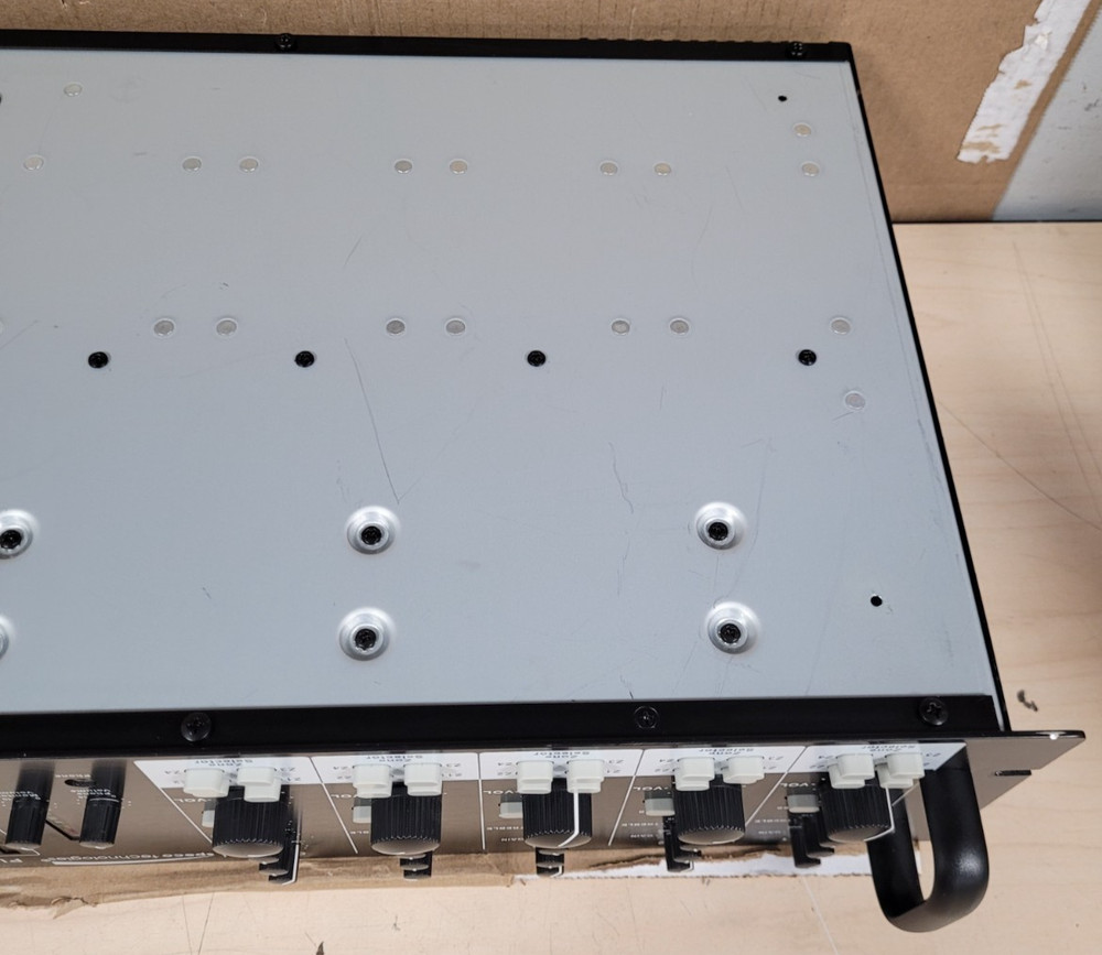 SPECO TECHNOLGIES PL200M AMPLIFIER (POWERS ON!)