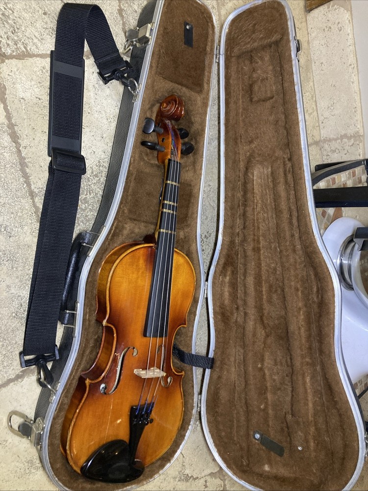 Karl Meisel Model 6110 Violin 3/4  w/case