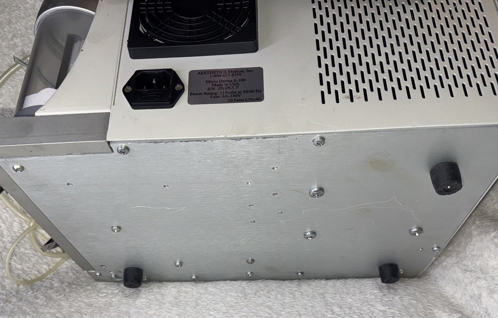 SkinBorn Microdermabrasion Machine