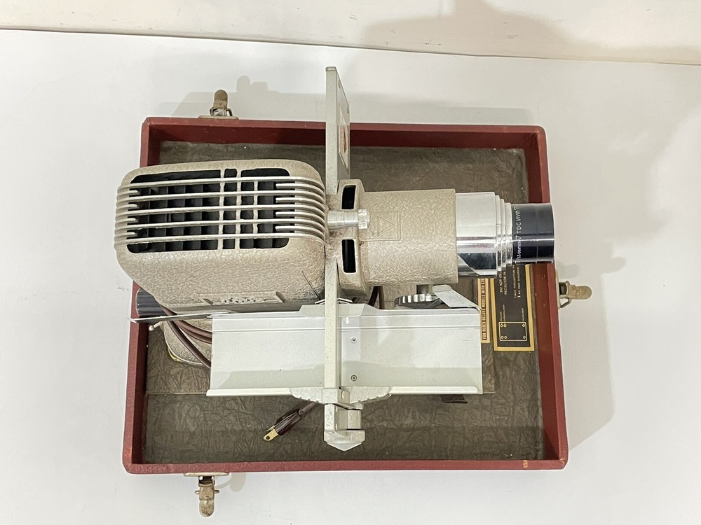 TDC VIVID Selectron ~ Slide Projector Deluxe ~ Model D ~ in Carrying Box ~ WORK