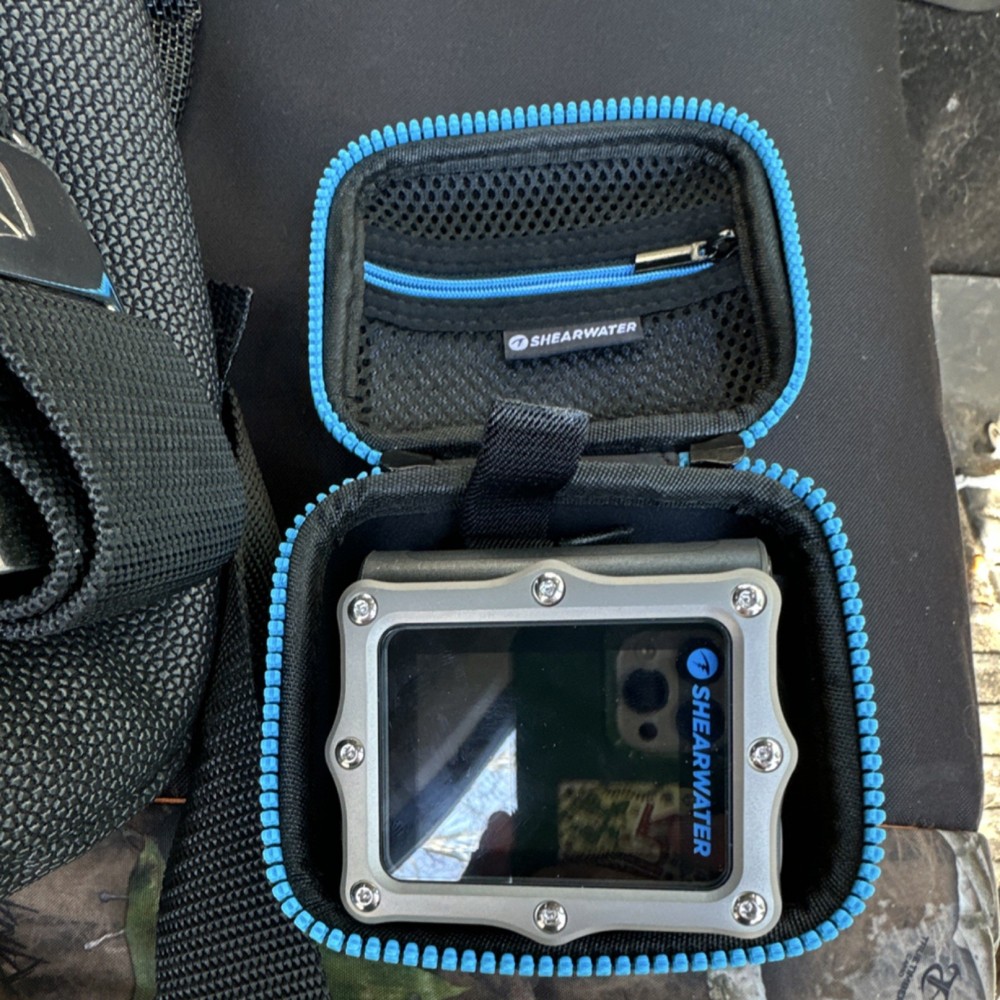Shearwater predix 2 Dive Computer with Protective Case for Scuba Diving